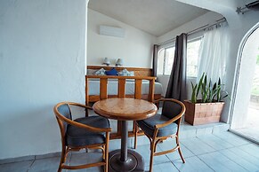 Buena Vista Oceanfront & Hot Springs Resort