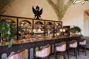 Hotel Alhambra Palace