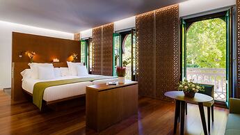 Alhambra Palace Hotel