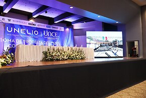 Hotel Fortin Plaza