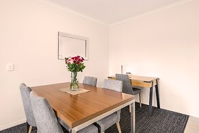 MainStay Suites Kew