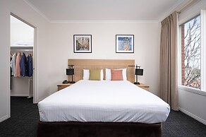 MainStay Suites Kew