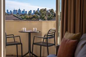 MainStay Suites Kew