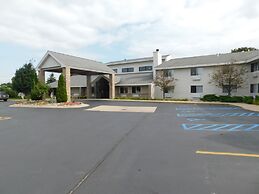 AmericInn by Wyndham Oscoda Near AuSable River