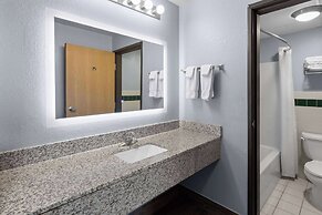 AmericInn by Wyndham Oscoda Near AuSable River