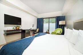 Windward Passage Hotel