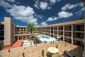 Windward Passage Hotel