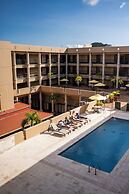 Windward Passage Hotel