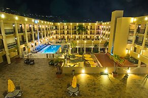 Windward Passage Hotel