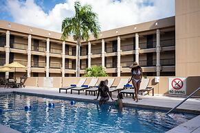 Windward Passage Hotel