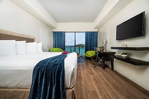 Windward Passage Hotel