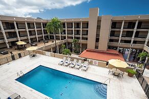 Windward Passage Hotel