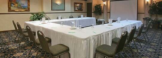 Windward Passage Hotel