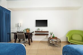 Windward Passage Hotel