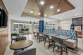 Holiday Inn Express & Suites Ogden by IHG
