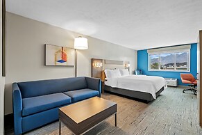 Holiday Inn Express & Suites Ogden by IHG
