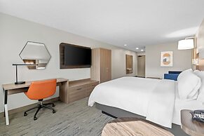 Holiday Inn Express & Suites Ogden by IHG