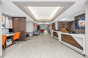 Holiday Inn Express & Suites Ogden by IHG