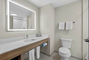 Holiday Inn Express & Suites Ogden by IHG