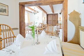 Romantik Waldhotel Mangold