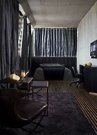 The Monopol Hotel