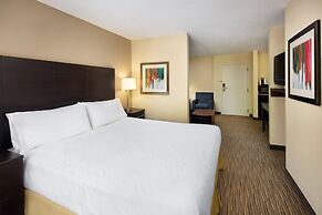 Holiday Inn Express & Suites Alpharetta - Windward Parkway by IHG