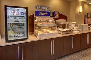 Holiday Inn Express & Suites Alpharetta - Windward Parkway by IHG