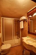 Surban Hotel - Special Class