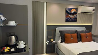 AHC Old City Hotel