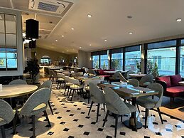 AHC Old City Hotel
