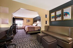 Best Western Bradbury Inn & Suites
