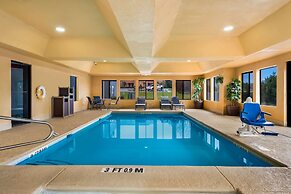 Best Western Bradbury Inn & Suites