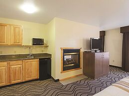 Best Western Plus Riverfront Hotel & Suites