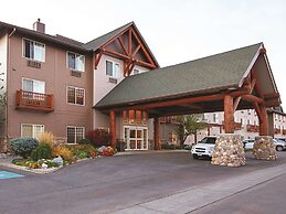 Best Western Plus Riverfront Hotel & Suites