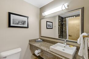 Best Western Plus Riverfront Hotel & Suites