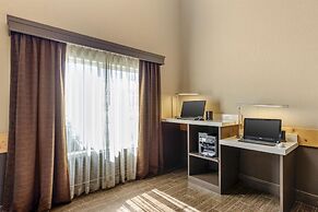 Best Western Plus Riverfront Hotel & Suites