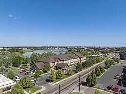 Best Western Plus Riverfront Hotel & Suites