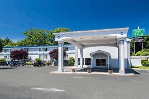 Quality Inn & Suites Danbury near University