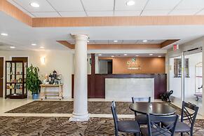 Quality Inn & Suites Danbury near University