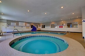Country Inn & Suites by Radisson, Savannah Gateway, GA