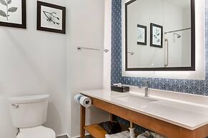 Country Inn & Suites by Radisson, Georgetown, KY