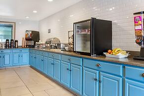 Country Inn & Suites by Radisson, Georgetown, KY