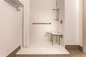 Country Inn & Suites by Radisson, Georgetown, KY