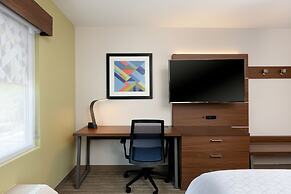 Holiday Inn Express Alpharetta - Roswell by IHG