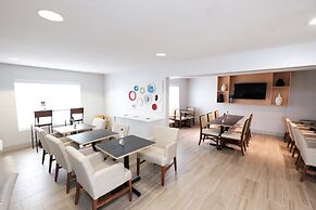 Holiday Inn Express Alpharetta - Roswell by IHG