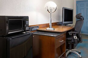 Days Inn by Wyndham Columbia