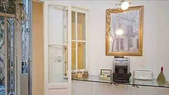 1555 Malabia House Hotel