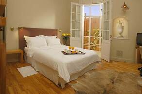 1555 Malabia House Hotel