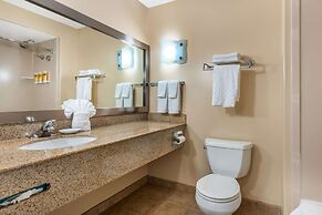 Best Western Plus Capitola By-the-sea Inn & Suites
