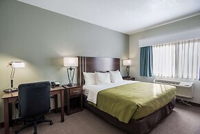Quality Inn & Suites West